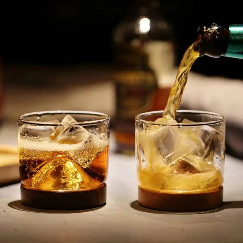 Japanese Style Walnut Coaster  – обзор и цена Wine Beer Glass Set